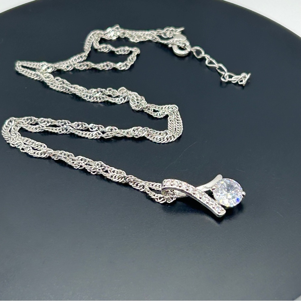 Delicate Necklace with Bright Zirconia Pendant